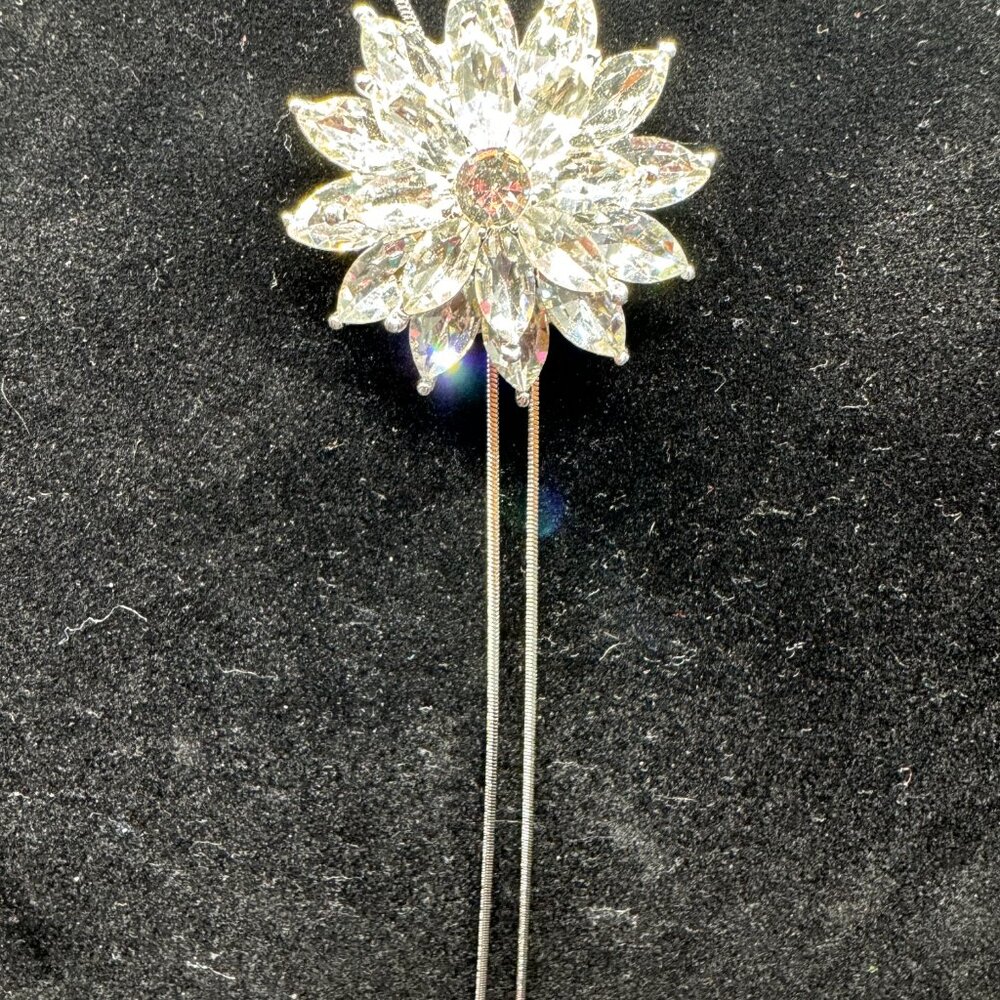Snowflake - White - Picture 2 of 4